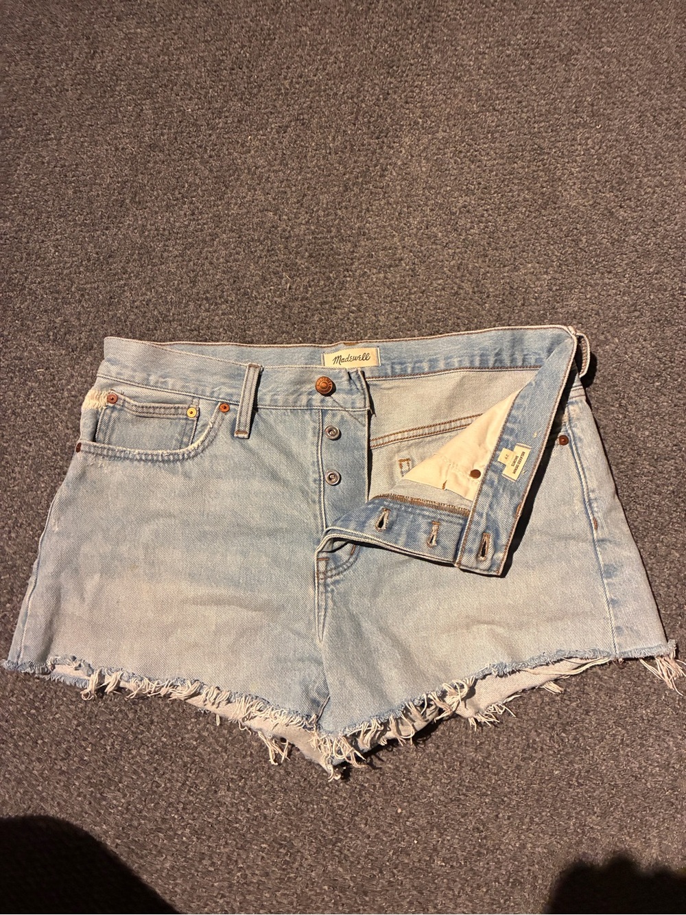 Madewell Cutoff Lightwash Jean Shorts